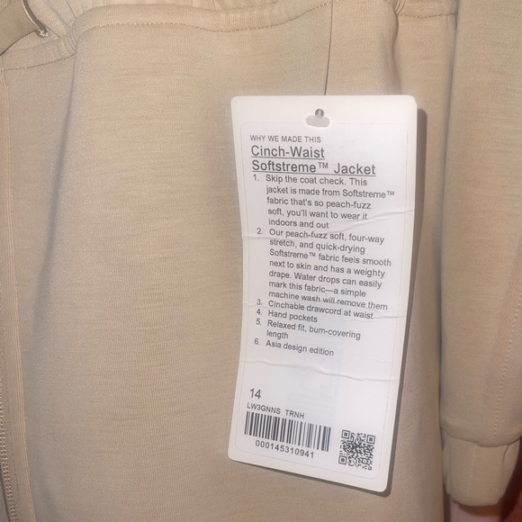 NWT Lululemon Women’s Softstreme Cinch-Waist Jacket - Picture 8 of 9